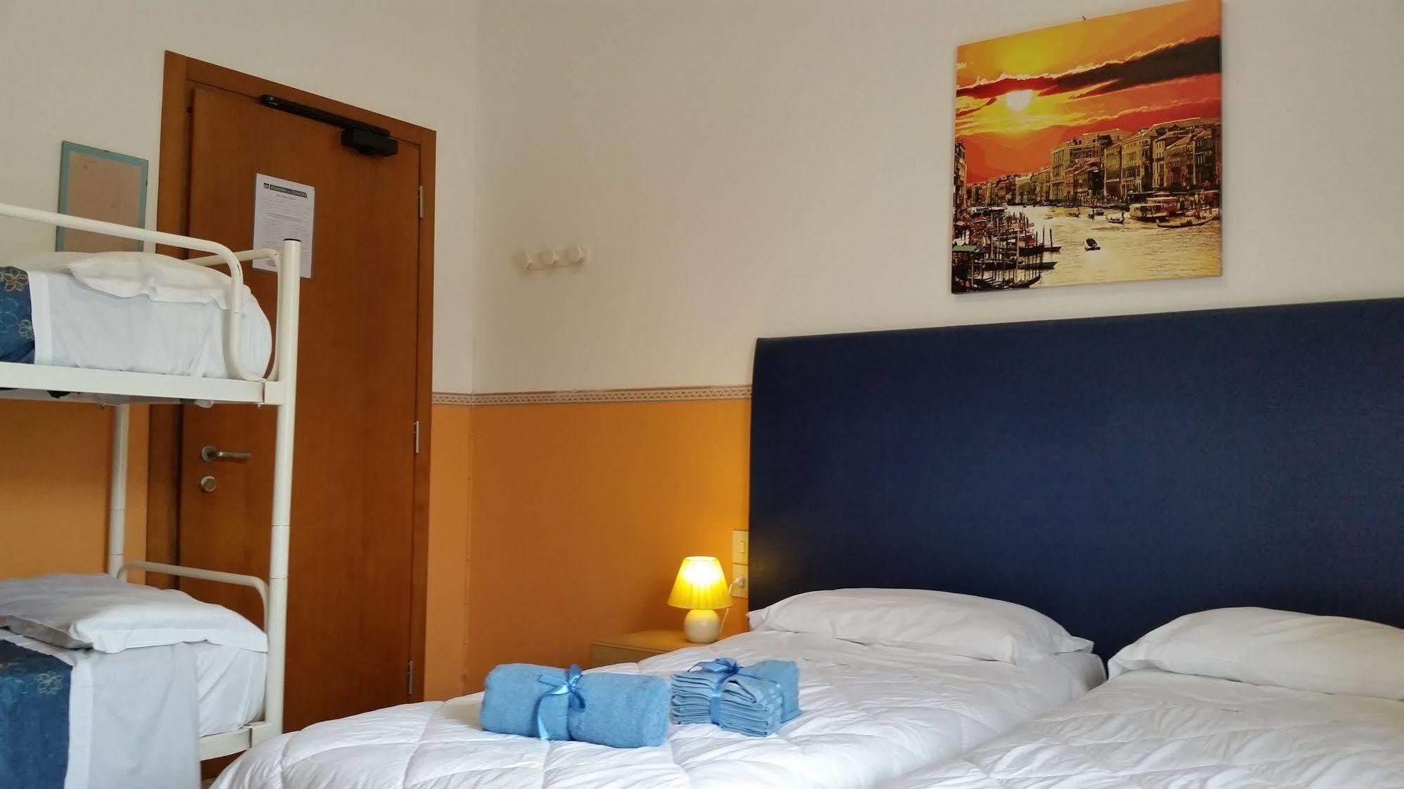 Hotel Danubio Lido di Jesolo Kültér fotó